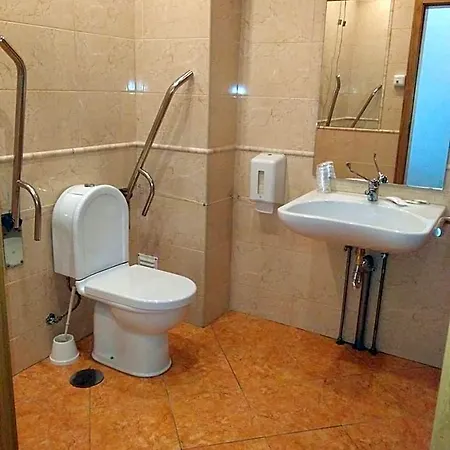 Dom Hotel