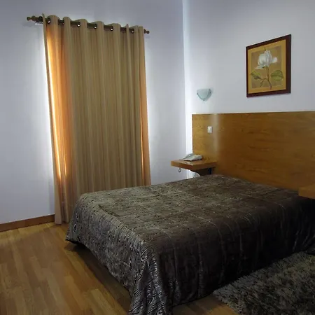 Dom 2* Penafiel